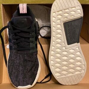 ADIDAS La Marque Boost Shoe 💥 OFFERS WELCOMED‼️